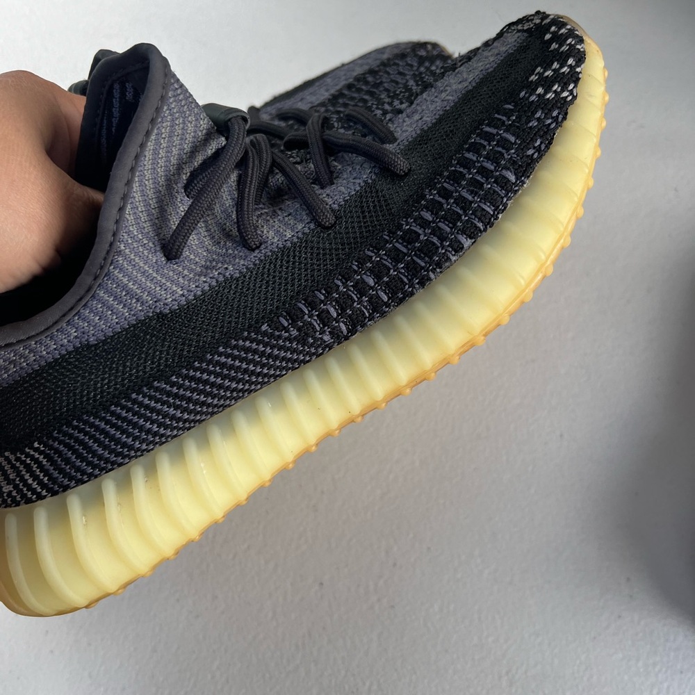 Yeezy boost 350 Carbon